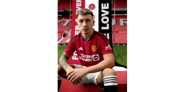 Manchester United annonserer ny hjemme drakter